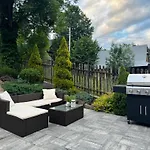 U Mlynorza Jacuzzi Ogrodowe Caloroczne Проживание в семье
