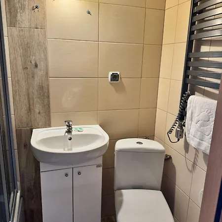U Mlynorza Jacuzzi Ogrodowe Caloroczne * Suche