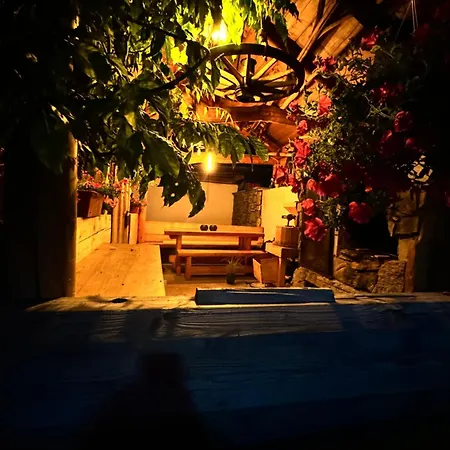 U Mlynorza Jacuzzi Ogrodowe Caloroczne *